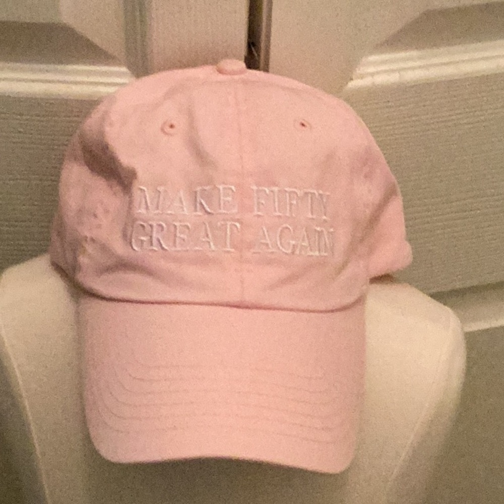 💗NWT “Make Fifty Great Again “Fun Adjustable Cap Closet Must Have 💗